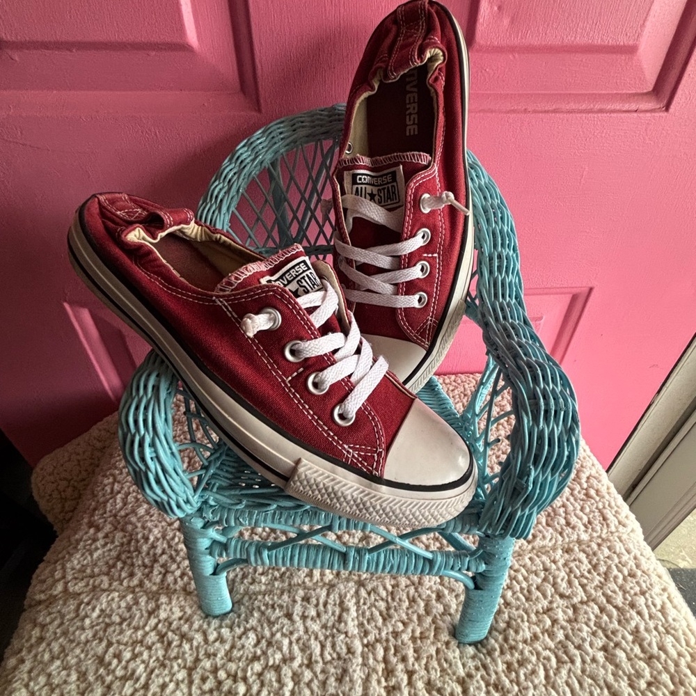 Converse Chuck Taylor Shoreline Sneaker Dark Red Size 9